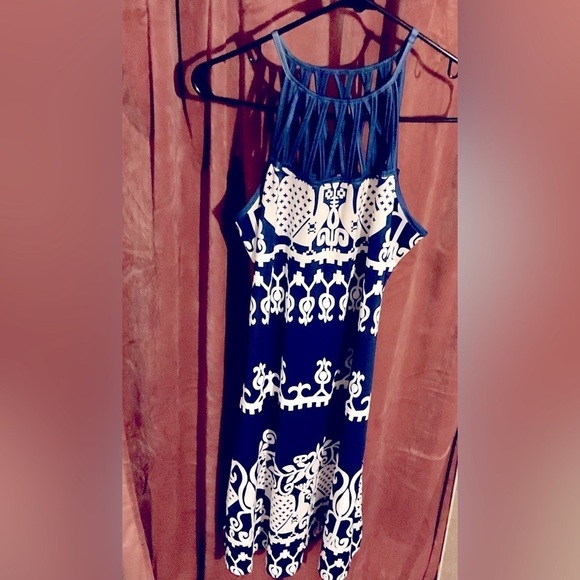 SHEIN Dresses & Skirts - Women’s mid length dress, NWT- small/medium
